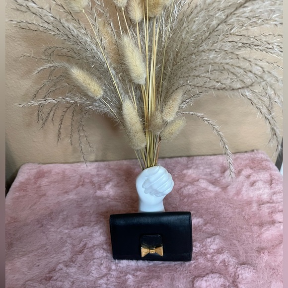 Chloe Key Ring Case - Picture 11 of 13